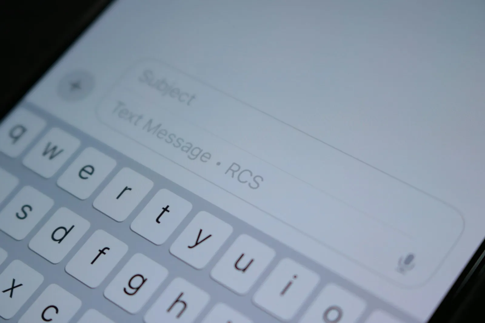 KakaoTalk and a Korean phone number for foreigners — a smartphone open to a text message screen